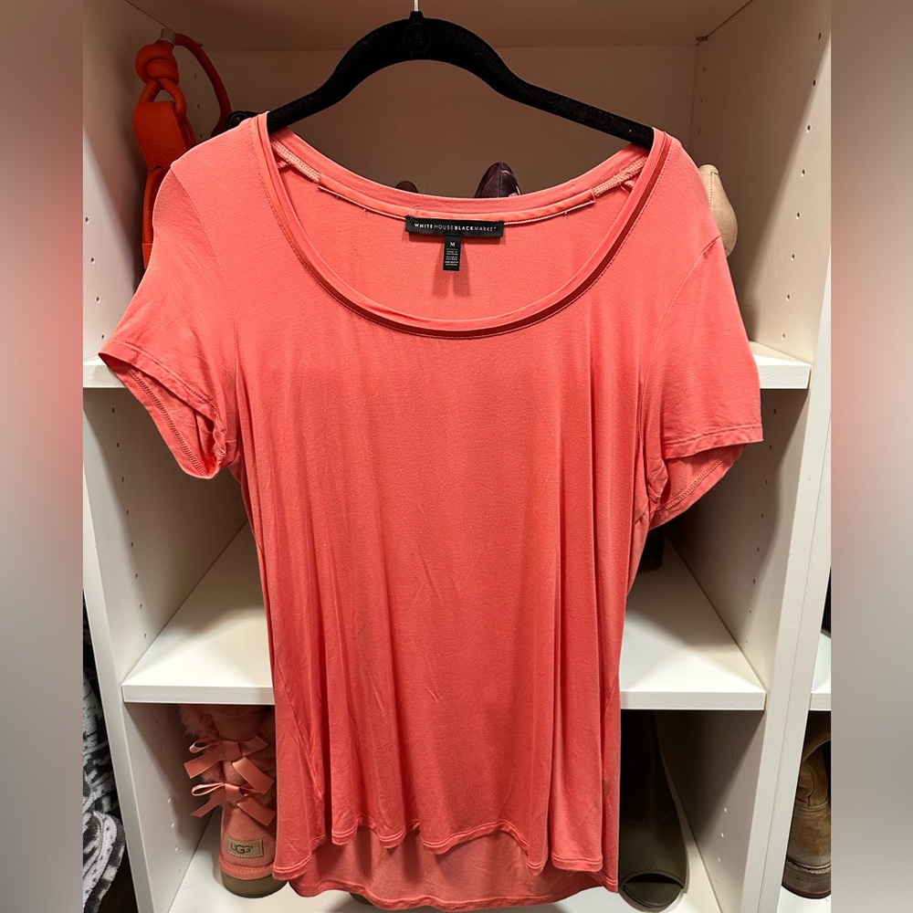 NWOT WHBM coral soft tee with satin piping size M